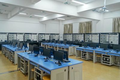 計算機學院2023年本科招生簡章 聚焦計算機網絡系統工程服務